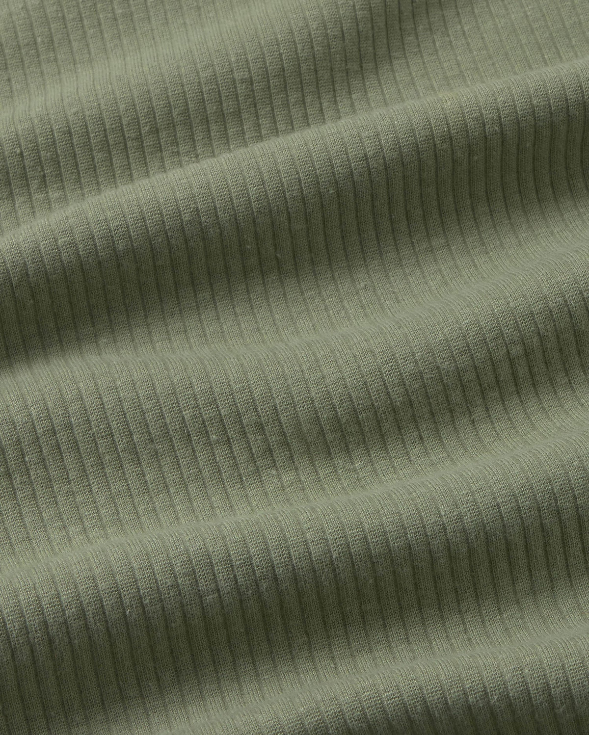 Rollkragentop aus Hanf Aine - Grün