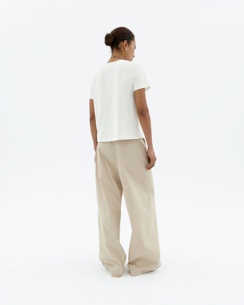 Camiseta blanca bluedog Ida sostenible-4