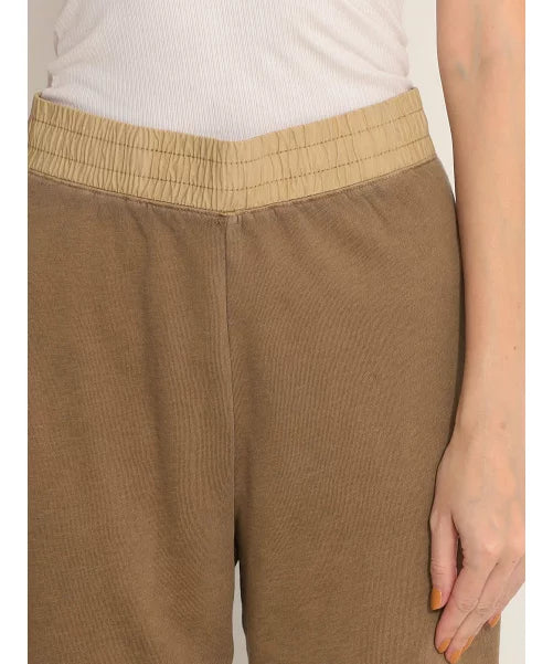 Mid-Length Walking Short - Bronze Pigment - Women