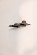 Wandregal LENN aus Metall mit minimalistischer Gestaltung, perfekt für moderne Wohnräume.