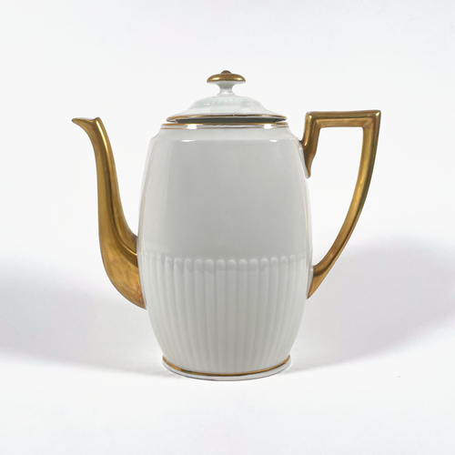 Élégante Théière Vintage En Porcelaine Blanche Et Dorée – Années 1940