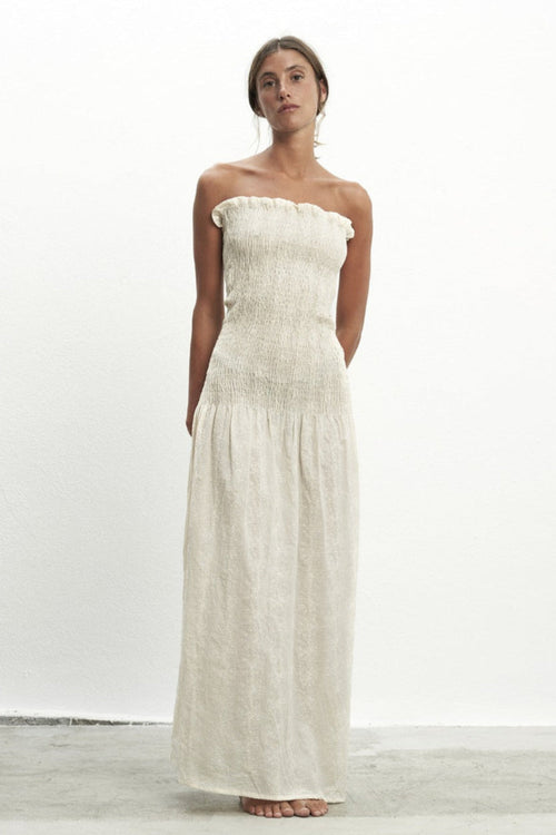 Valérie's White Dress