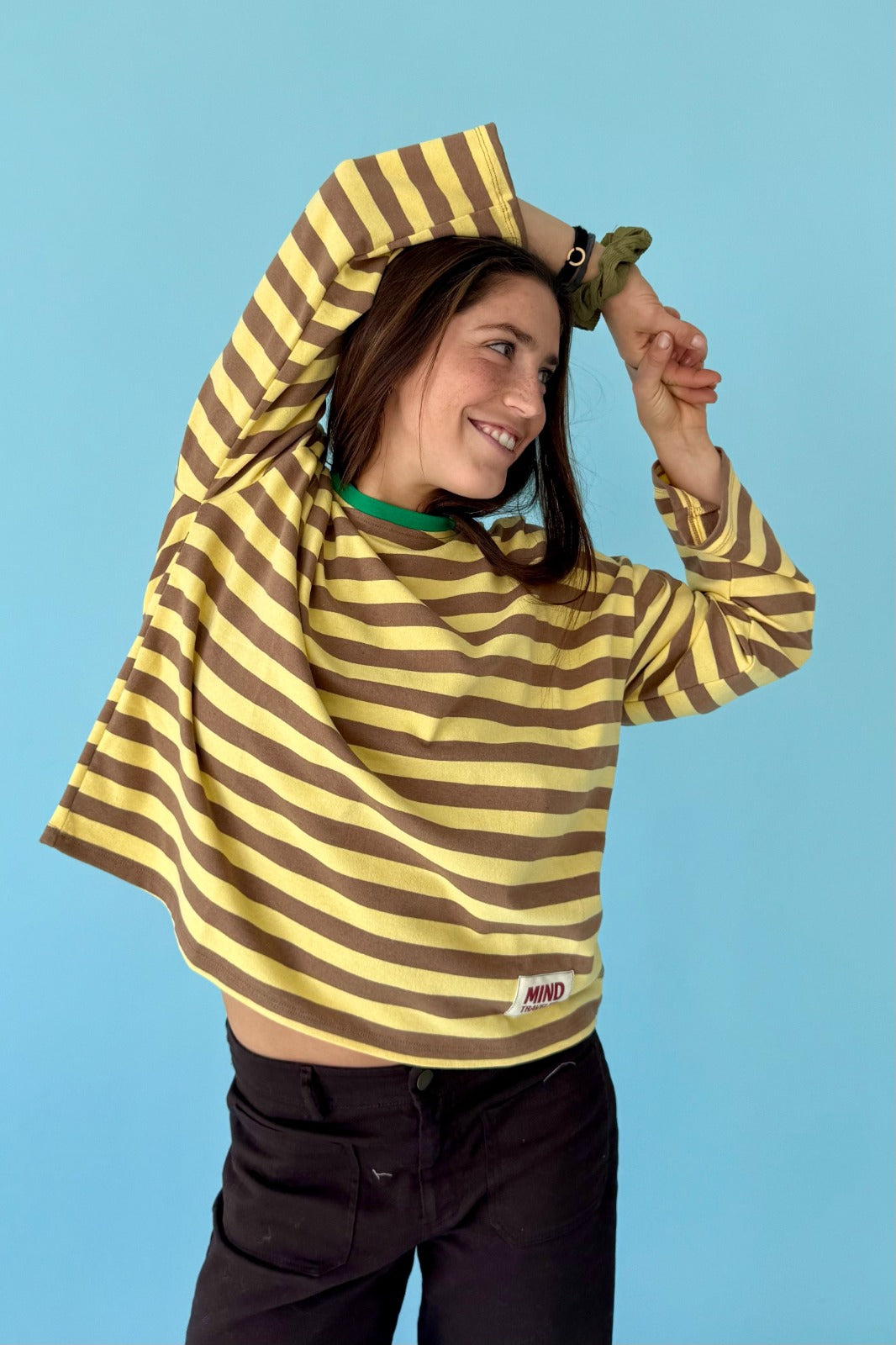 Camiseta Núria Amarilla Y Marrón