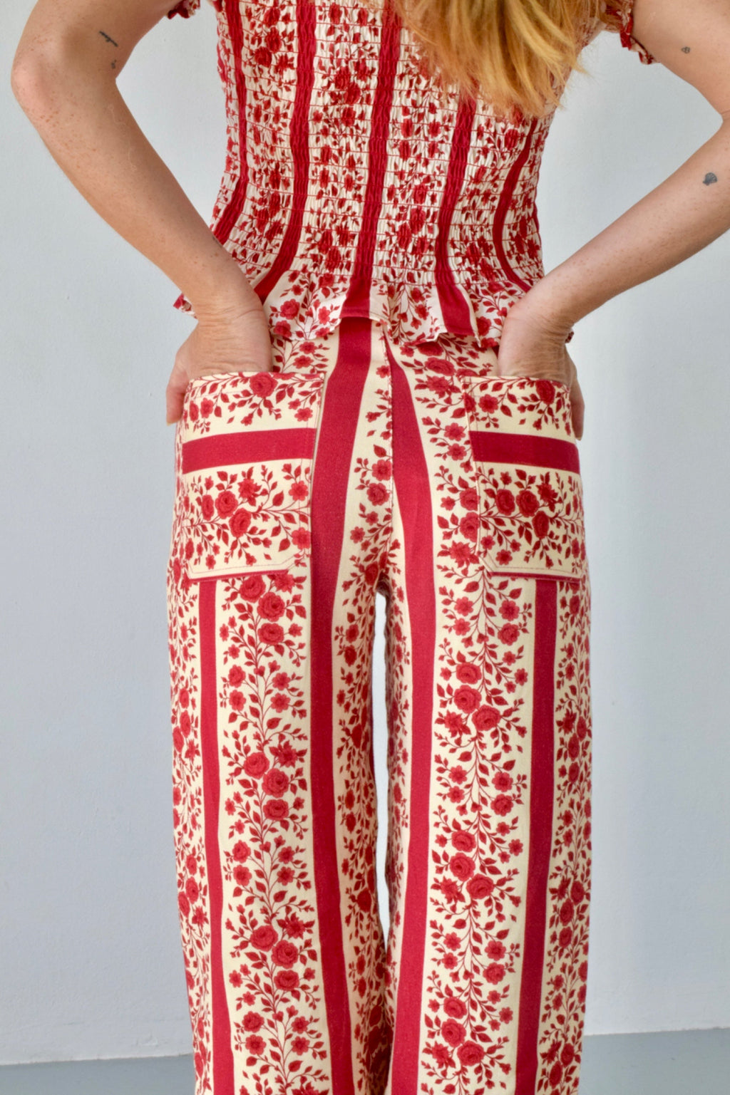 Valeria Flores Jeans Rojo