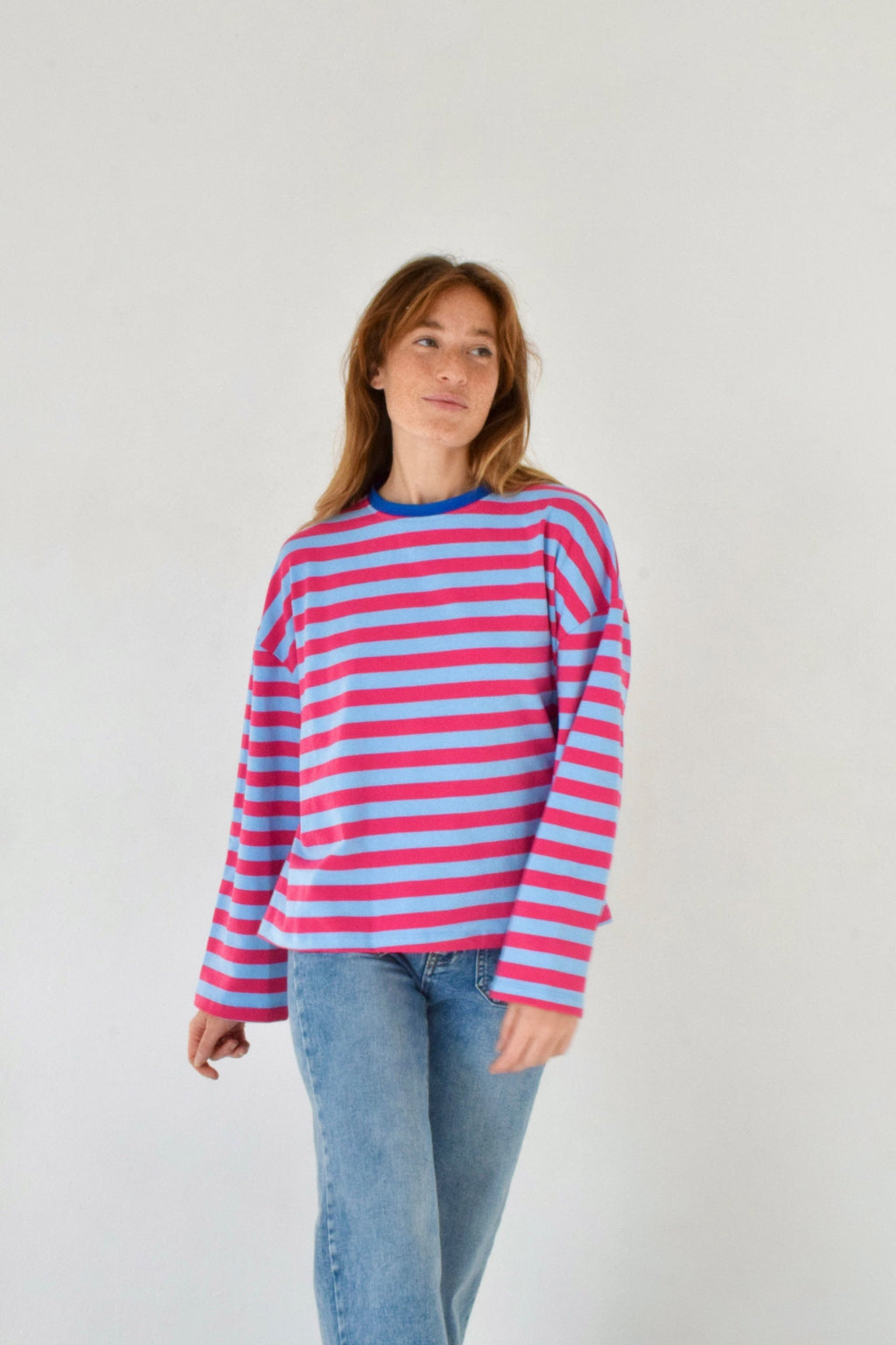 Núria T-Shirt Light Blue and Fuchsia
