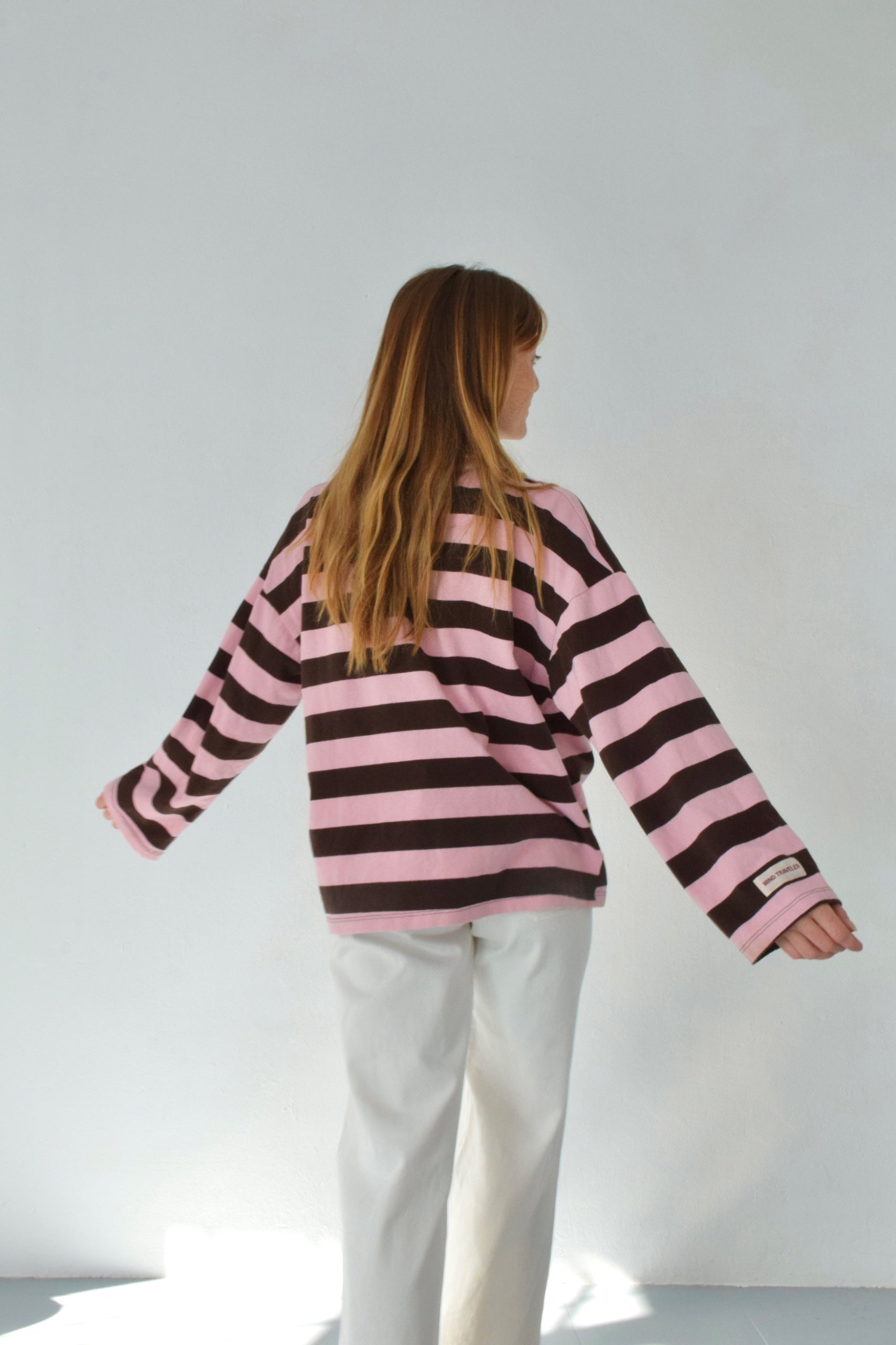 Filipa Polo Marrón y Rosa