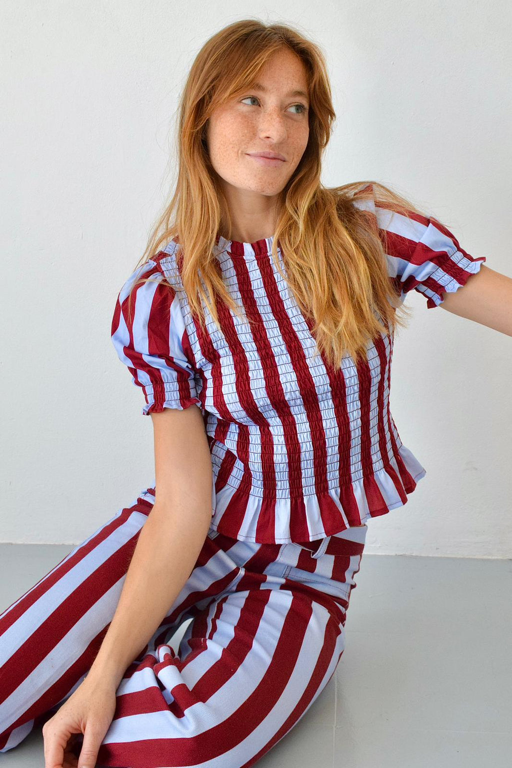 Blouse Chía Rayas Burgundy and Light Blue Manga Corta