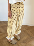 Pantalones a lunares amarillos