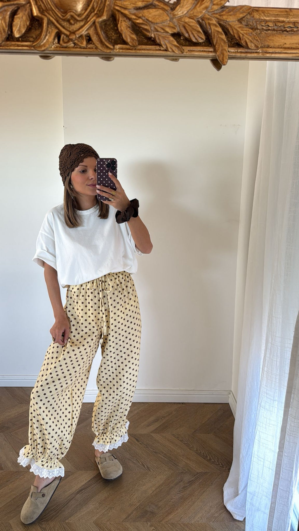 Pantalones a lunares amarillos