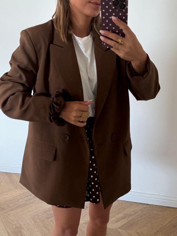 Blazer Leane