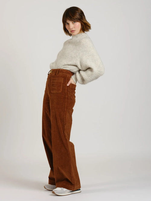 Jean Évasé Taille Haute En Velours Fauve