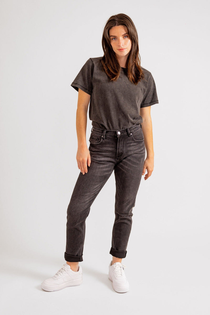 Jean slim gris foncé EMMA femme, DARK GREY, taille 26, porté par Eden (1m70) – photo 2