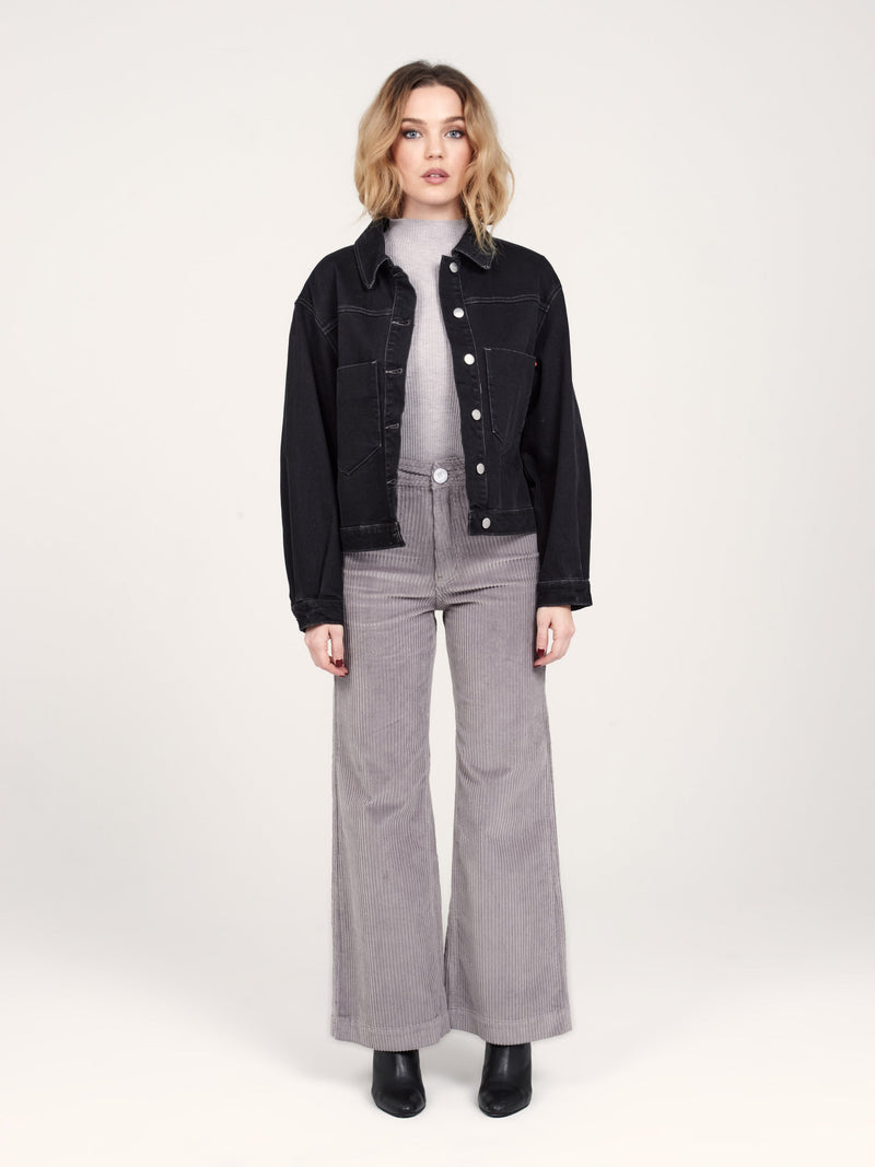 Veste en jean noir oversize VICKY femme, BLACK, taille XS, porté par Zoé (1m76) – photo 2