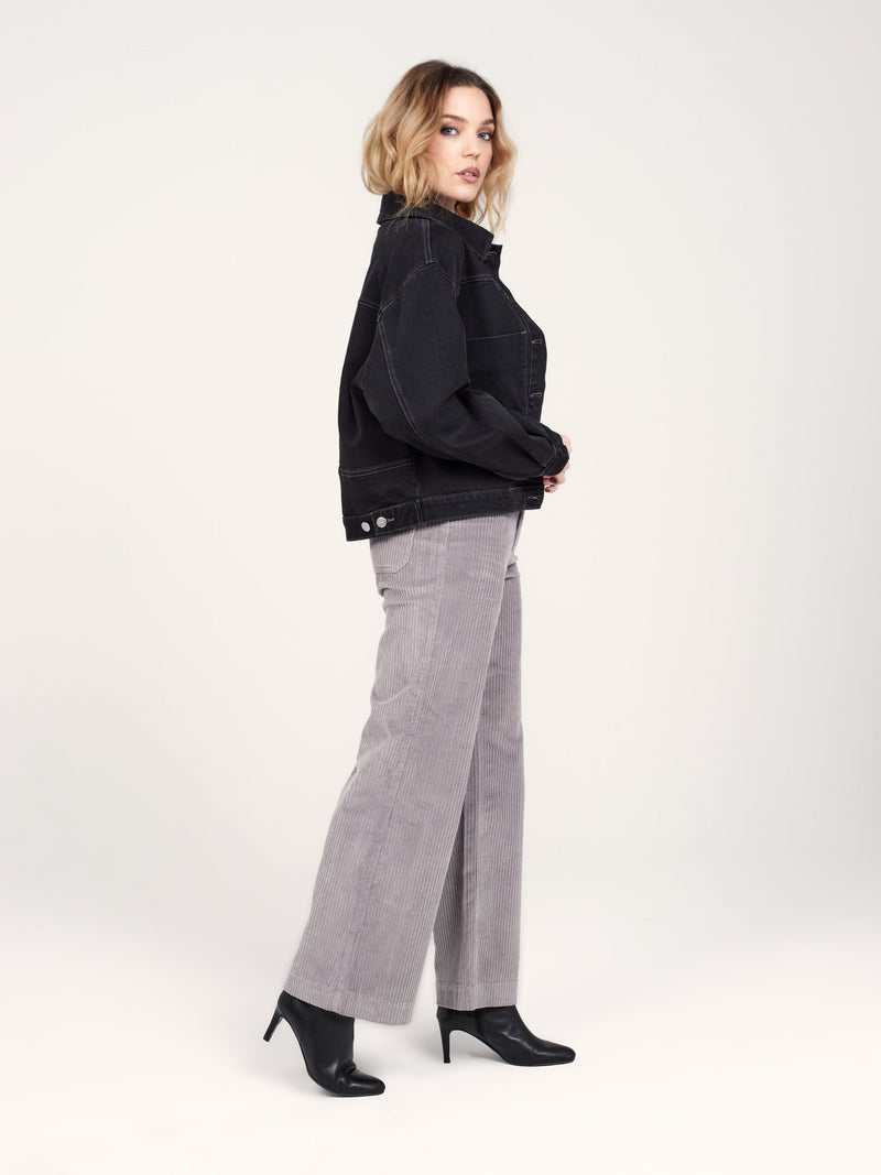 Veste en jean noir oversize VICKY femme, BLACK, taille XS, porté par Zoé (1m76) – photo 3