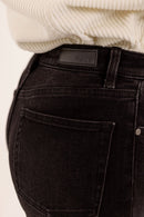 Jean slim noir EMMA femme, BLACK, taille 26, porté par Eden (1m70) – photo 5