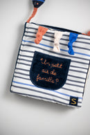 Livre D'Éveil Marinière Avec Détail Poisson