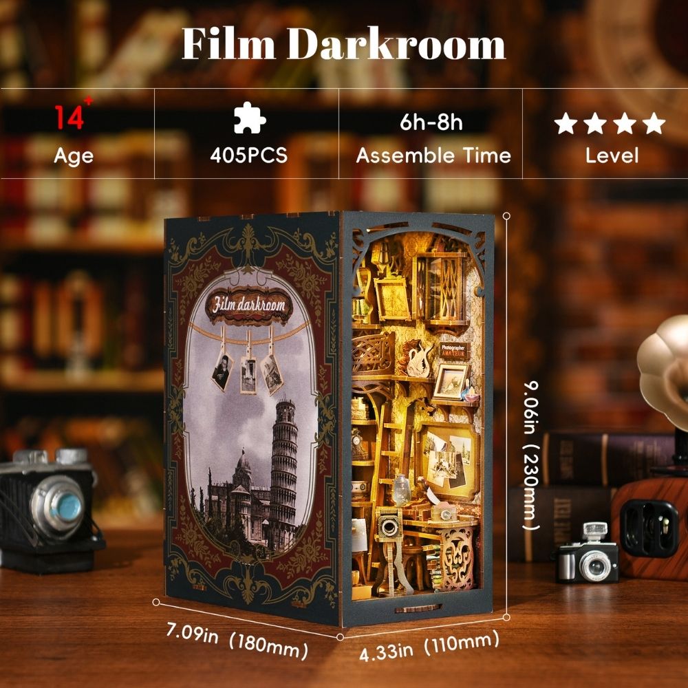Book Nook - La Chambre Noire