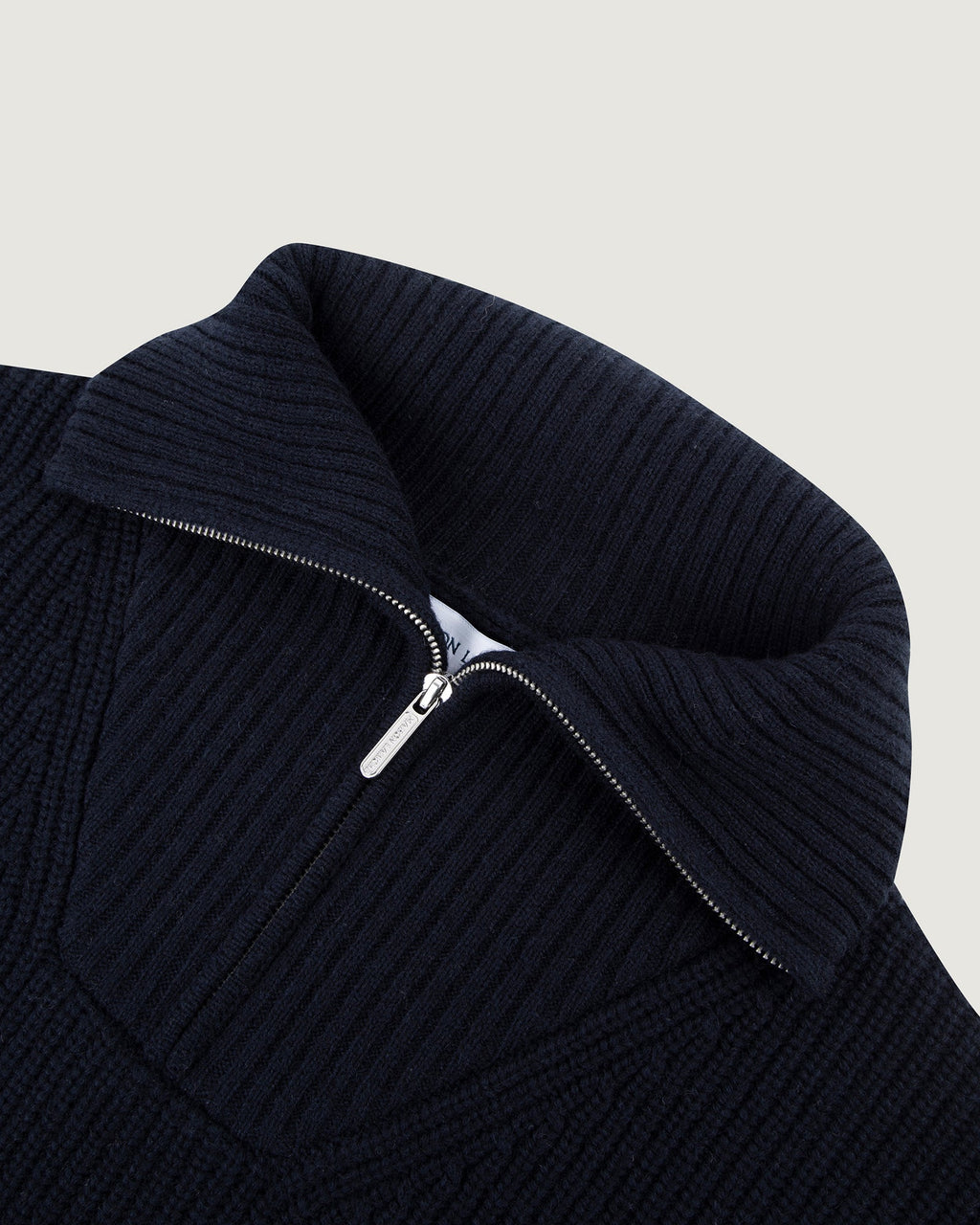 Pull Privat Wool