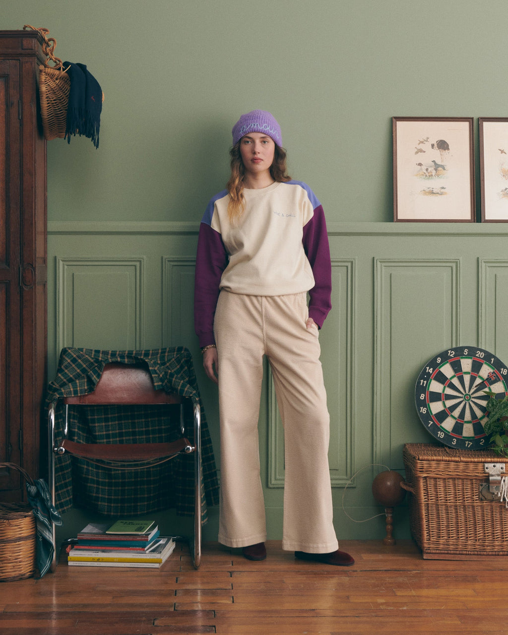 "Wine And Chill" Ledru Sweatshirt