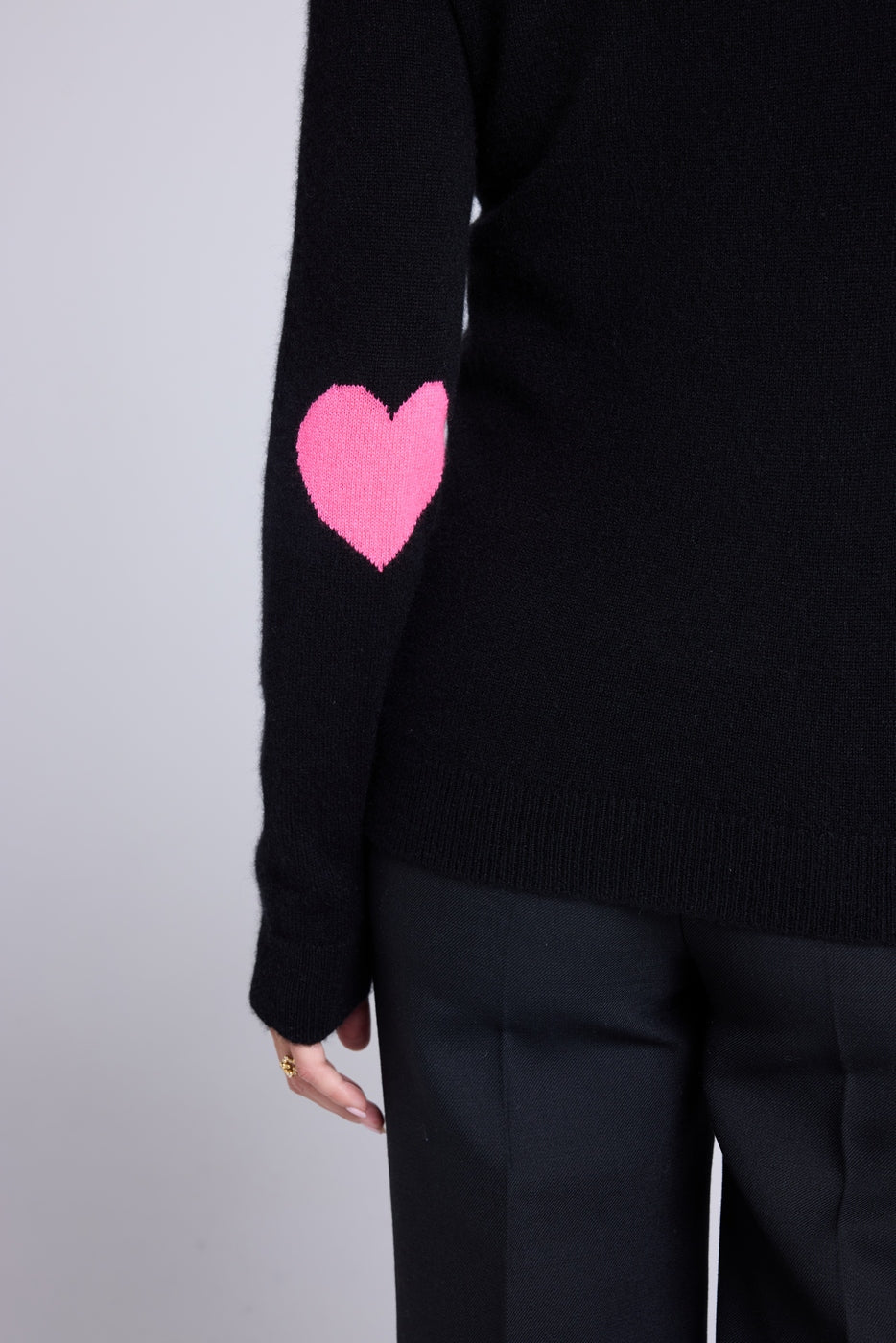Jersey Cuello Redondo Corazón Codos Zaime - Negro Rosa Flúor