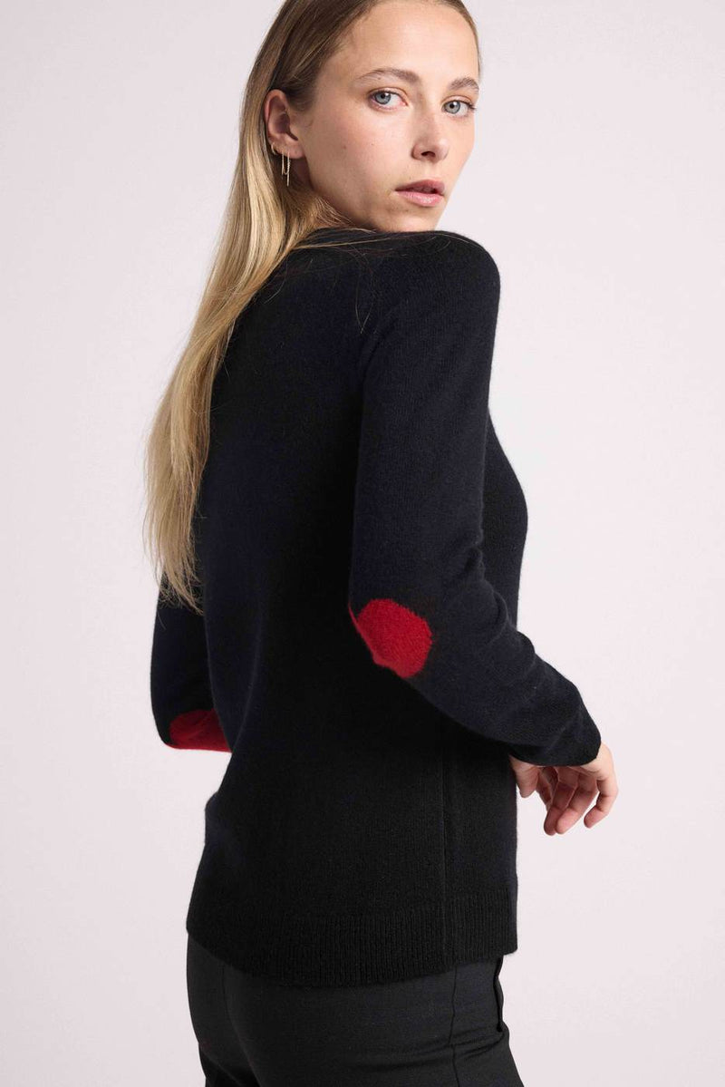 Zaime Hearts Crew Neck Sweater - Negro Con Corazones Rojos - 100% Cachemira Oeko-Tex - Mujer