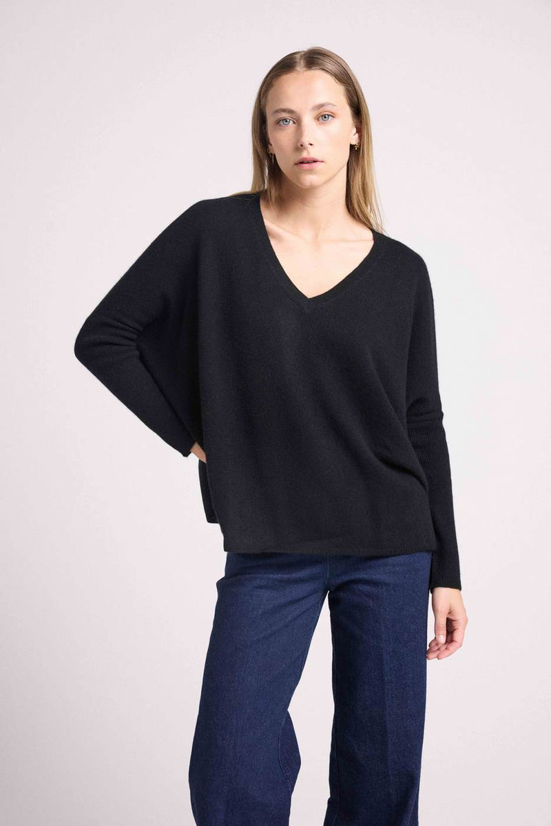 Poncho Sweater Zancha - Black - 100% Cashmere Oeko-Tex - Woman