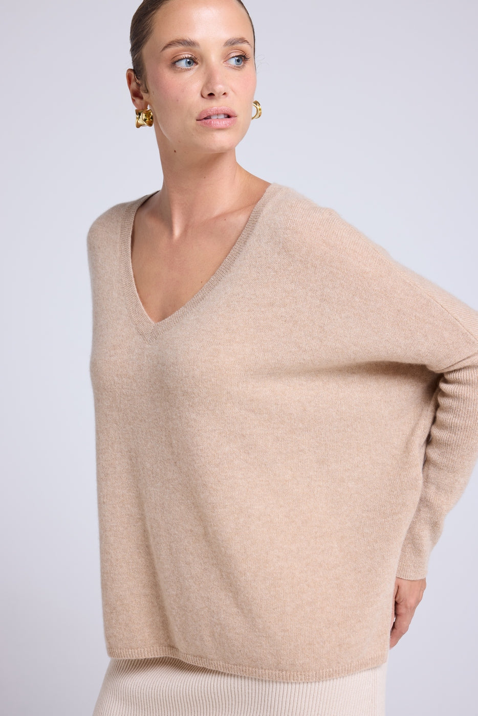 Maglione Scollo a V Poncho Zancha - Beige Crema