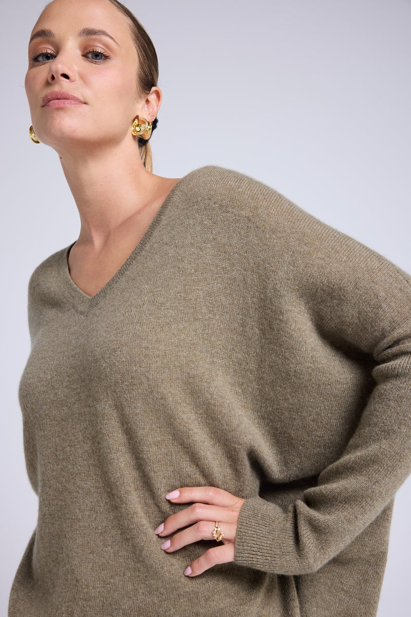 Pull Col V Poncho Zancha - Vert Khaki