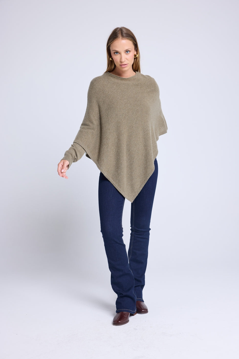 Capa Poncho Zarina - Verde Khaki