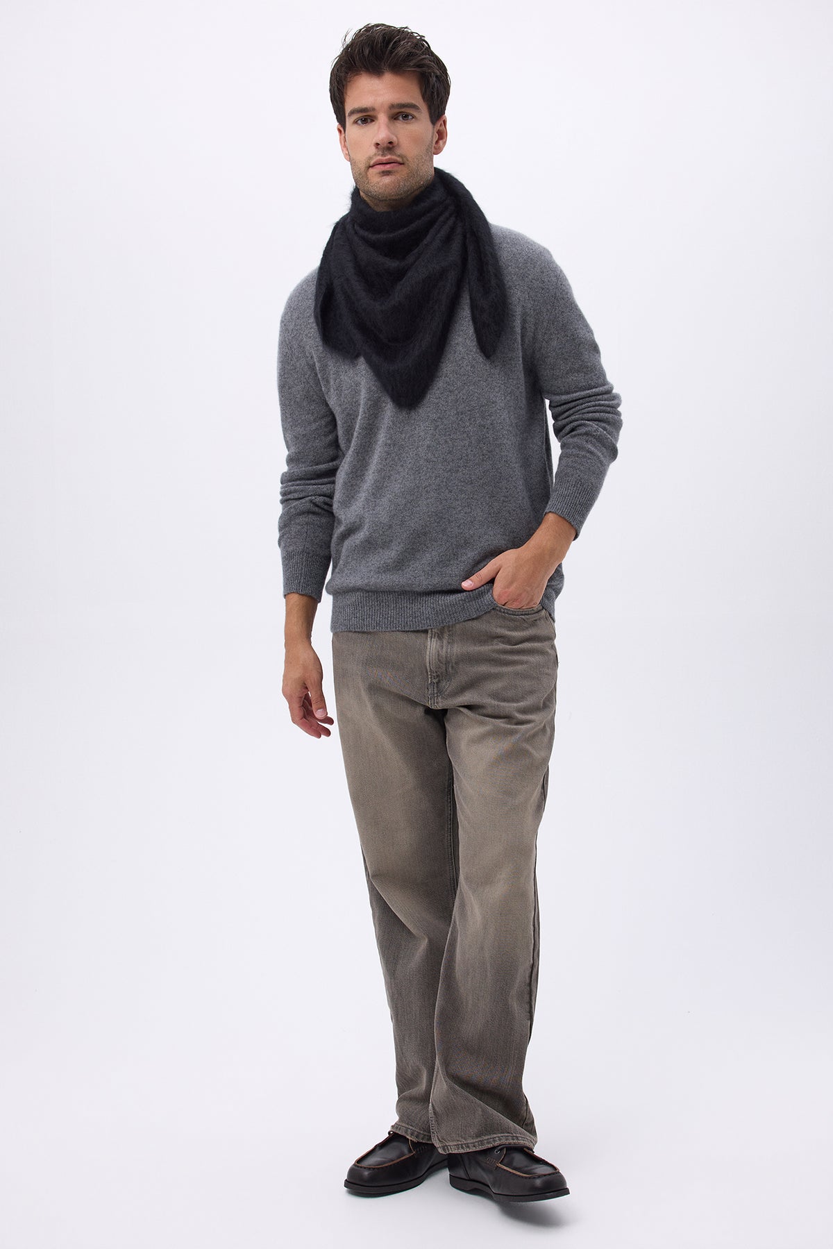 Bandana triangular oversize – Bandana Zeno de cachemira cepillada - Negro - Hombre