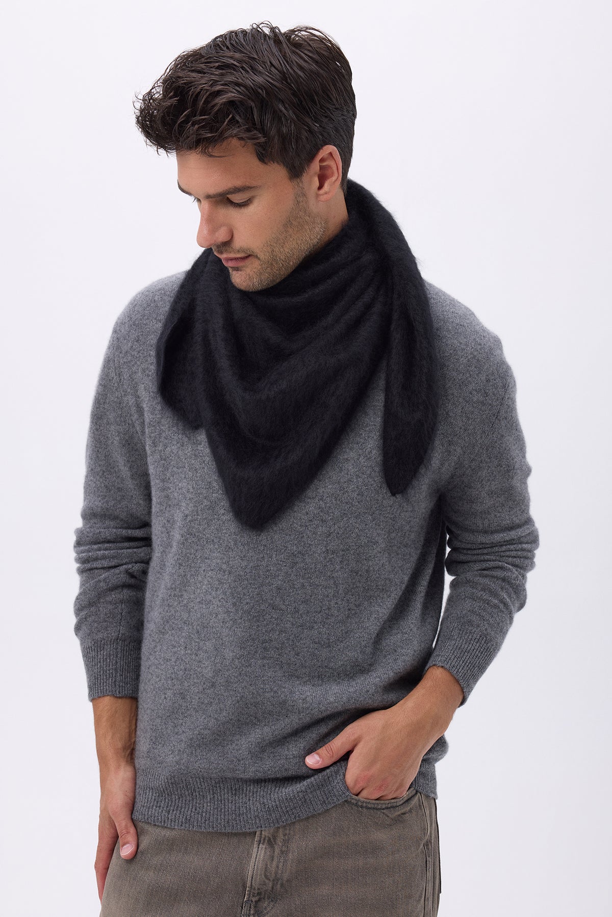 Bandana triangular oversize – Bandana Zeno de cachemira cepillada - Negro - Hombre