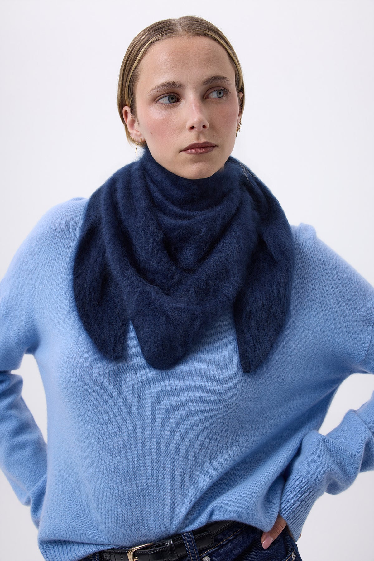 Oversized Bandana Triangle – Brushed Cashmere Bandana Zeno - Bleu Marine - Femme