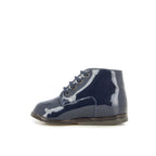 Pom d'Api – Clotaire - Zeus Derby - Marine, chaussure bébé montante bleu marine vernie, vue de profil