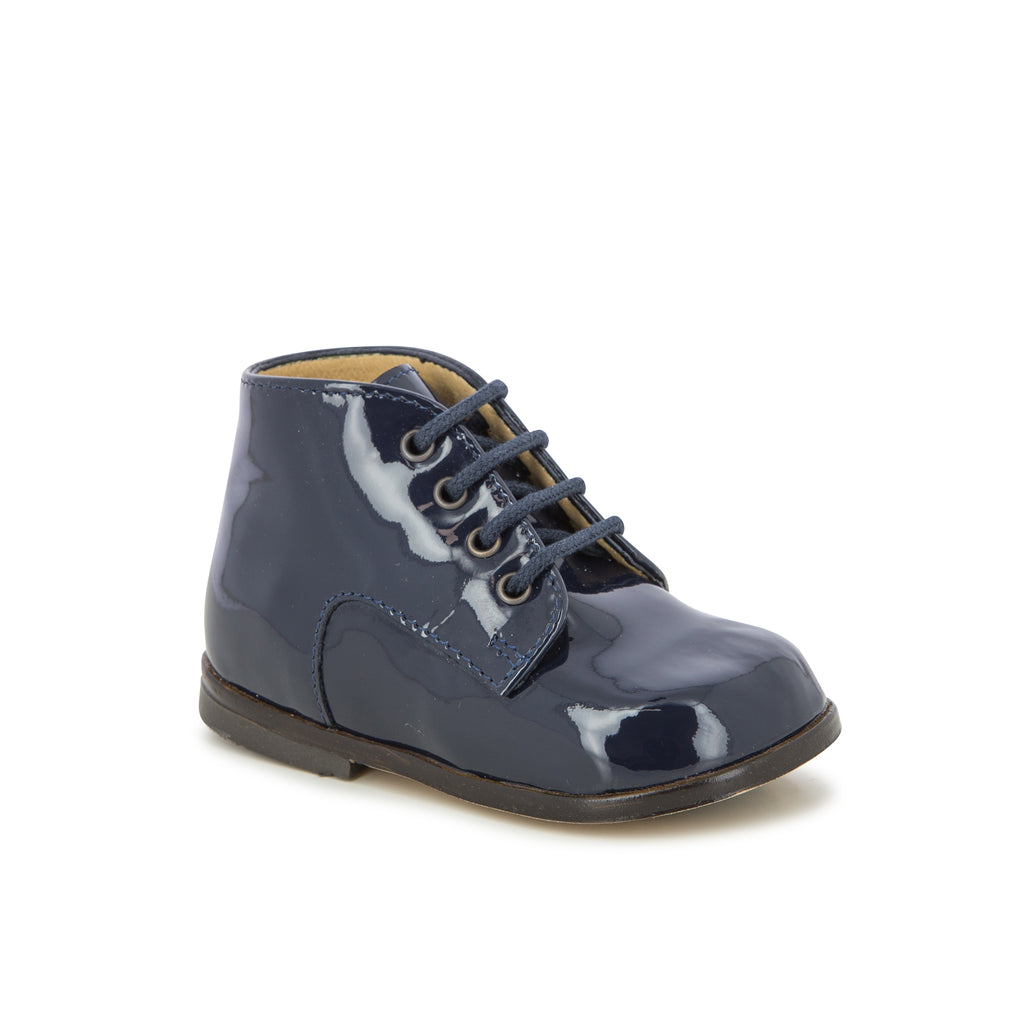 Pom d'Api – Clotaire - Zeus Derby - Marine, chaussure bébé montante en cuir verni bleu marine, vue de face