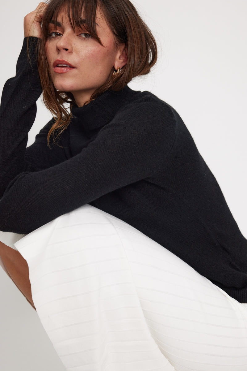 Zoe Turtleneck Sweater - Black - 100% Cashmere Oeko-Tex - Woman