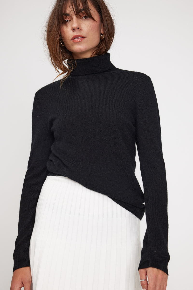 Zoe Turtleneck Sweater - Black - 100% Cashmere Oeko-Tex - Woman