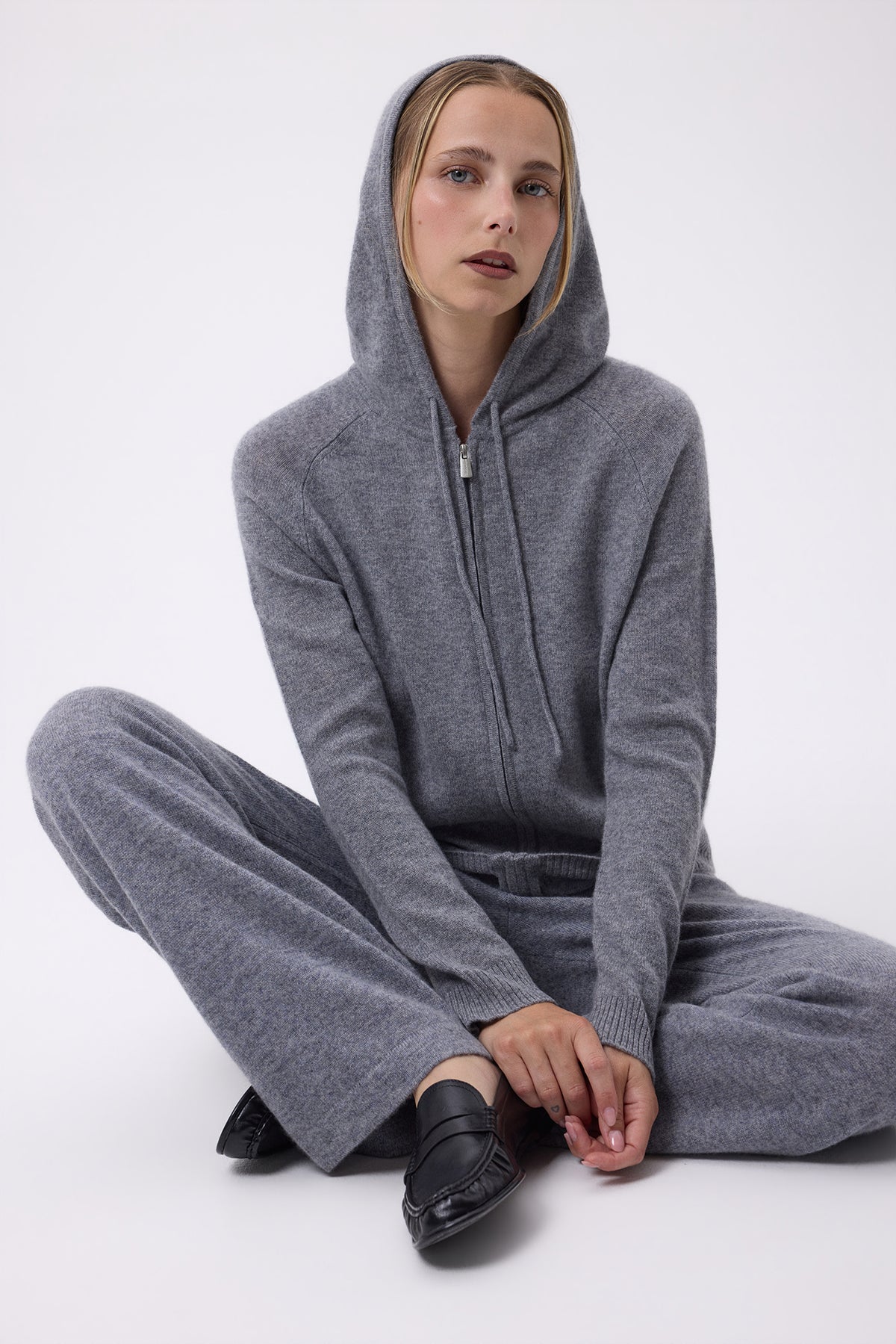 Sudadera con cremallera y capucha F Zuma - Gris oscuro - Mujer