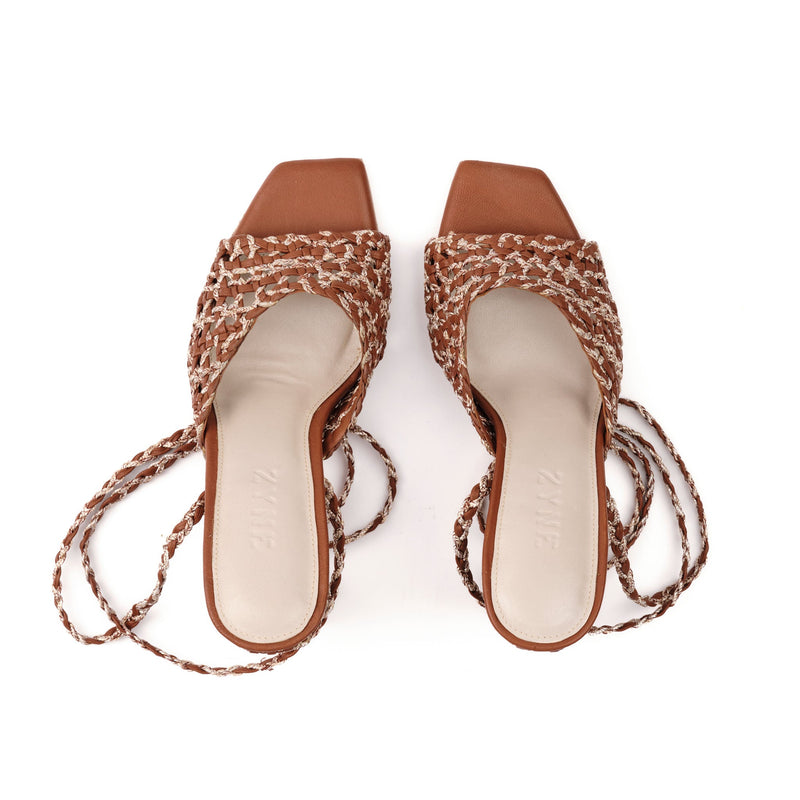 TORY LACE UP