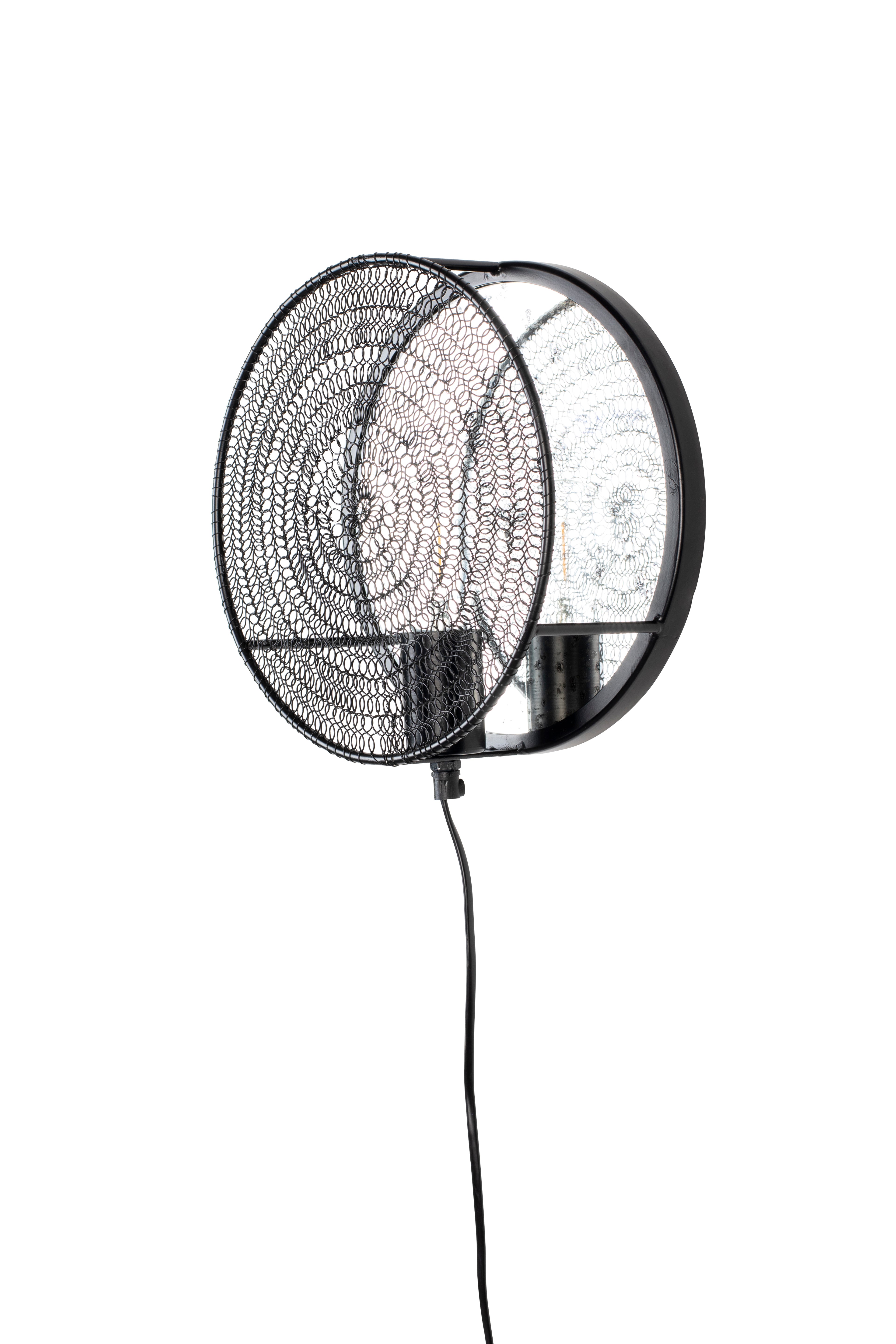Lea - Wall Light - Metal - Black