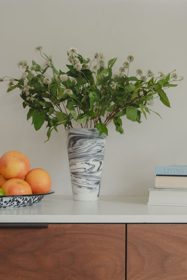 Conic S - Vase - Resin - Black/White/Grey