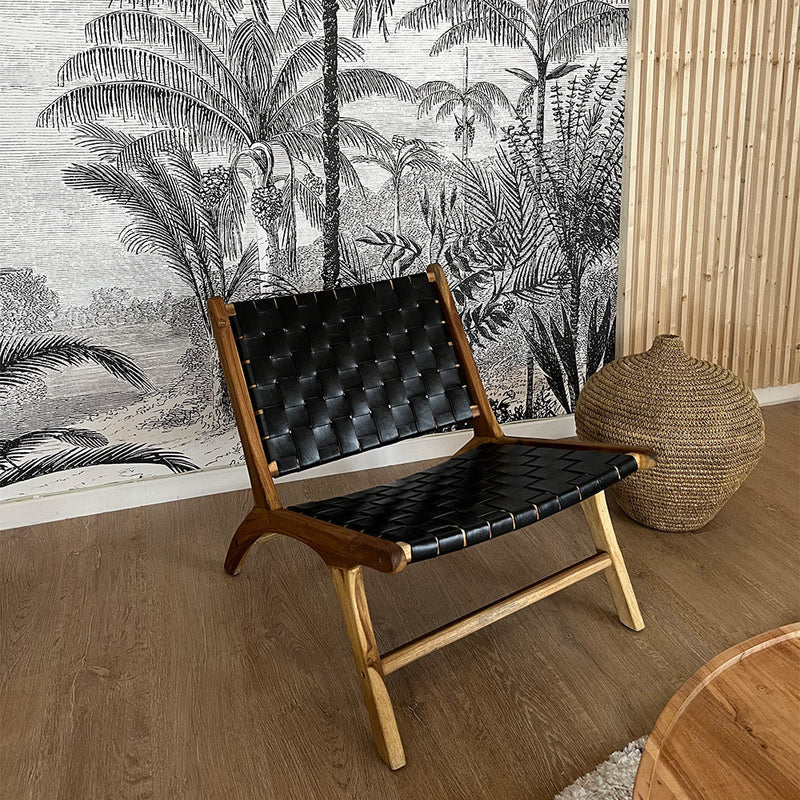 Fauteuil Kuna en teck et cuir noir