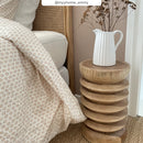 Tabouret Lewa en bois de suar D30 cm