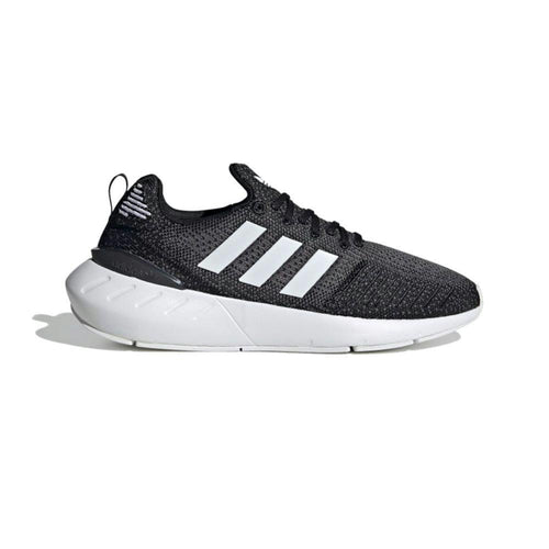 Swift Run 22 Sneakers - Black