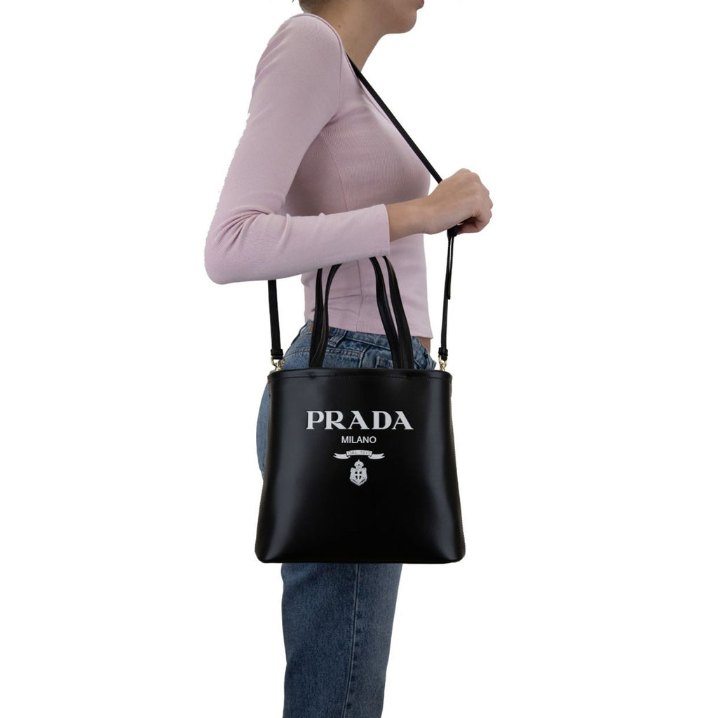 Prada - Cabas De Cuero Con Logo - Mujeres - Negro