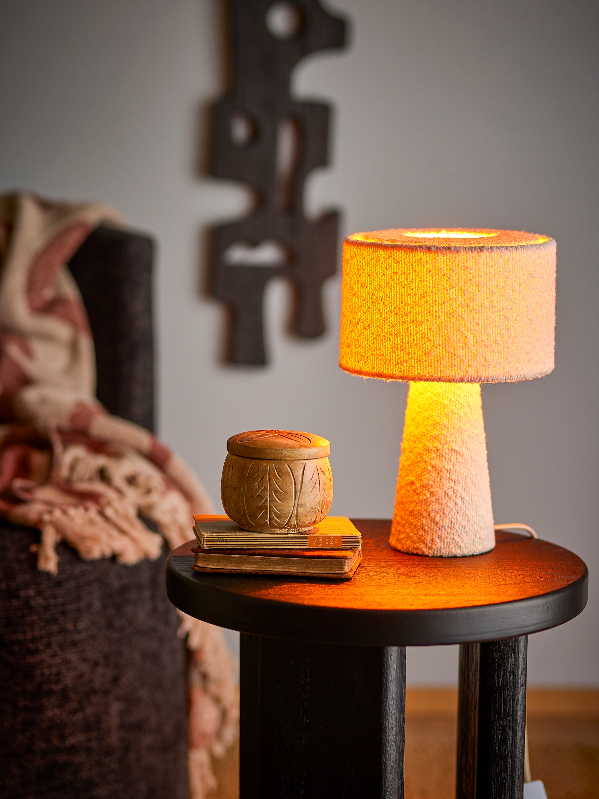 Emmie - Table Lamp - White - Polyester