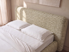 Alia – Polsterbett mit Bettkasten – Melierter Stoff