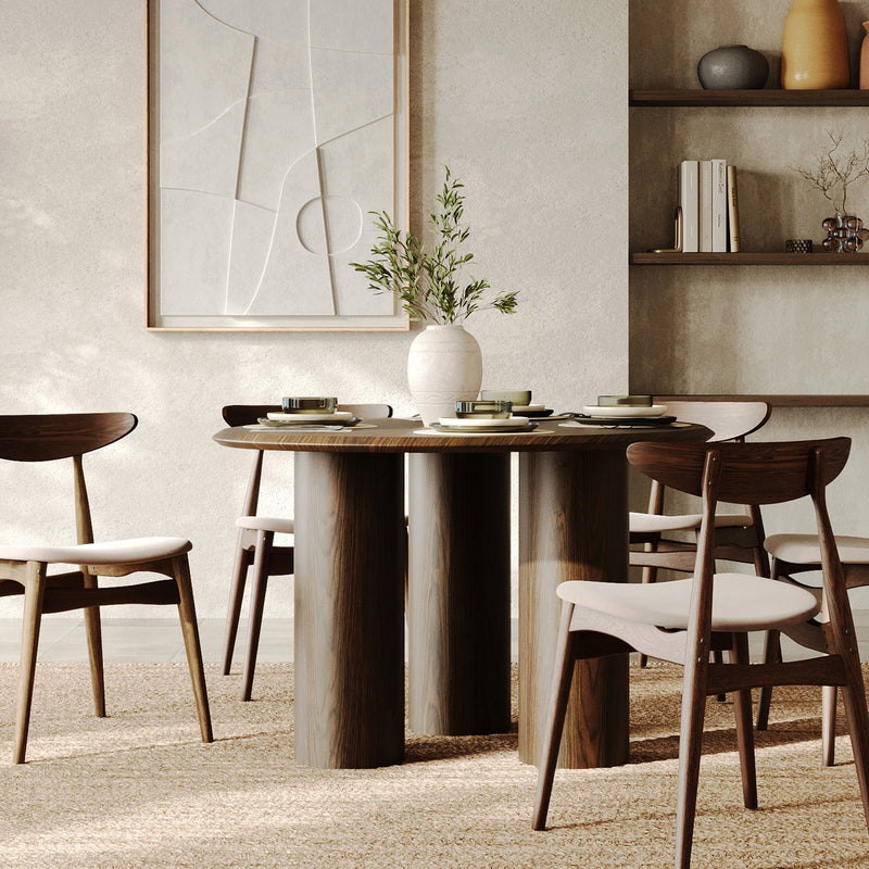 Table organique Aya en placage noyer, 6 personnes