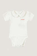 "amour" blomet onesie bourdon fierry red 18-1664#color_off-white