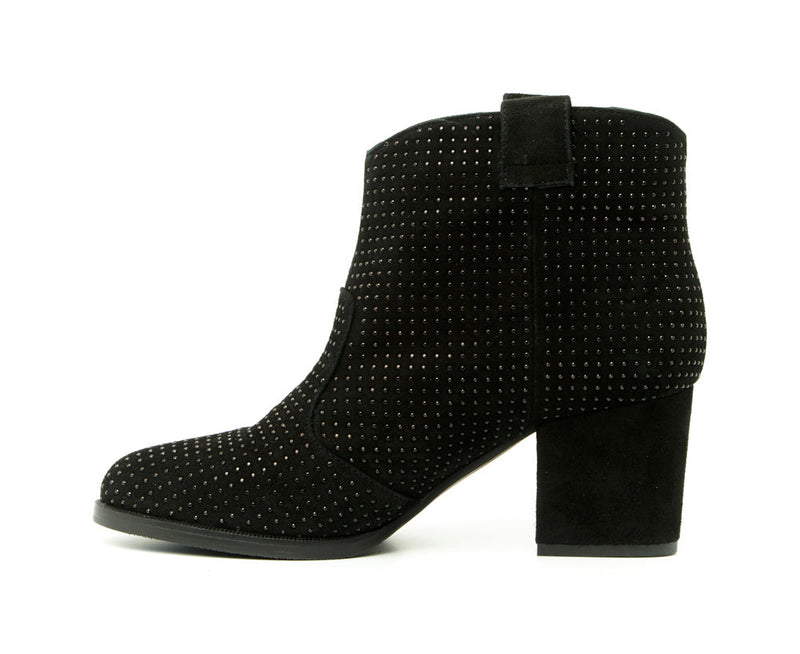 BOOTS ANN TUIL MOSCA | anntuil.com