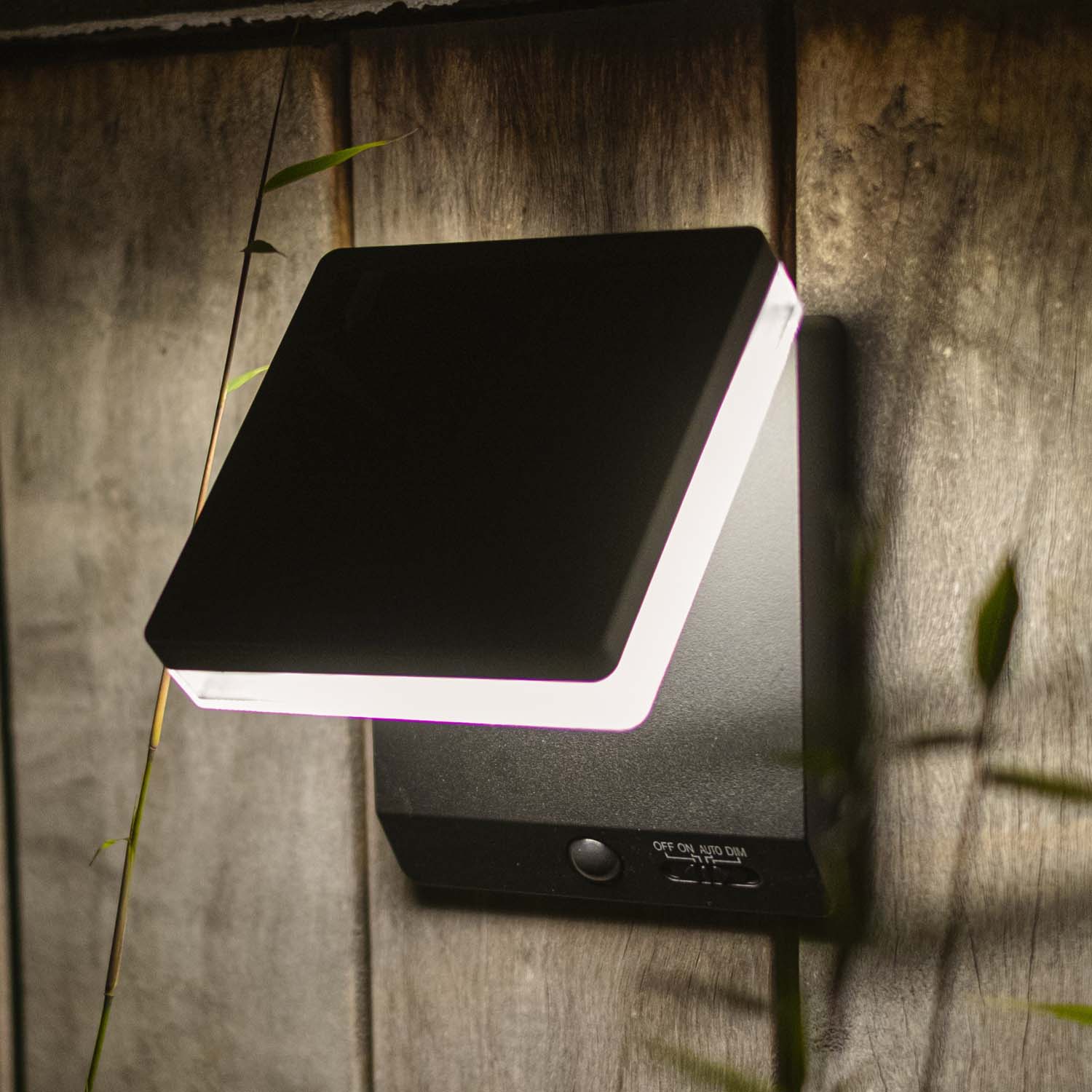 Moze Solar - Solar Wall Light - Aluminium - Matt Black